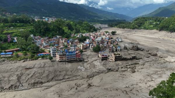 Nepal Mudslides: Death Toll Rises to 788 After Devastating Floods on China Border